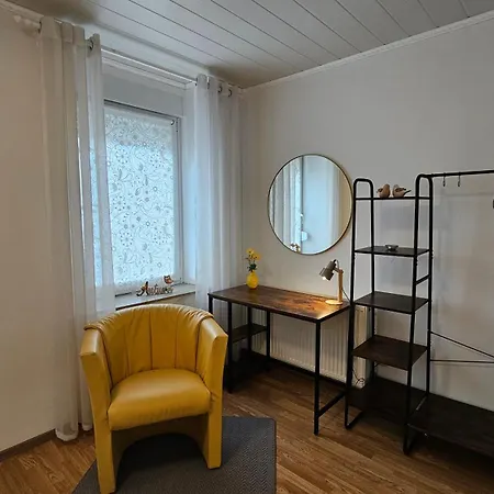 Gemuetliche Zwei Am Rhein *