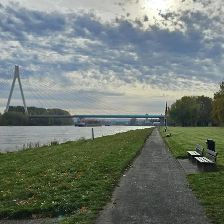 Gemuetliche Zwei Am Rhein Appartement Weissenthurm